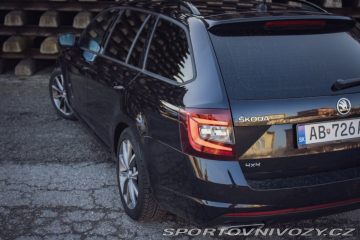 Škoda Octavia RS Combi 2.0 TDI RS DSG 4x4 2020