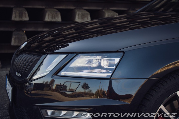 Škoda Octavia RS Combi 2.0 TDI RS DSG 4x4 2020