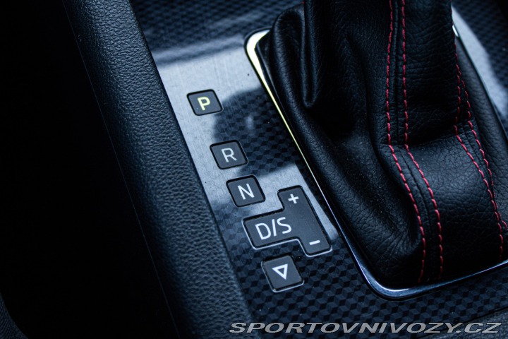 Škoda Octavia RS Combi 2.0 TDI RS DSG 4x4 2020