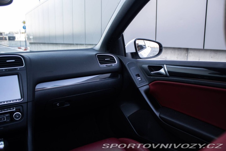 Volkswagen Golf Cabrio 1.4 TSI DSG 90kW 2013