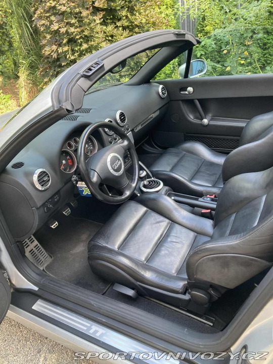 Audi TT Roadster 2002