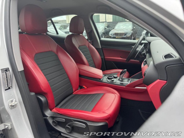 Alfa Romeo Stelvio 2020