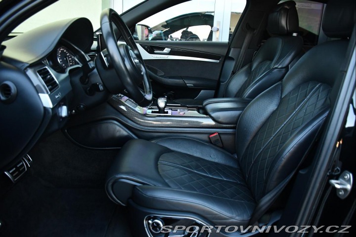 Audi S8 4.0TFSi V8T 2016