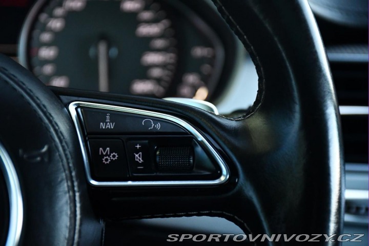 Audi S8 4.0TFSi V8T 2016