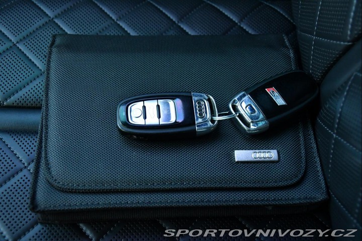 Audi S8 4.0TFSi V8T 2016