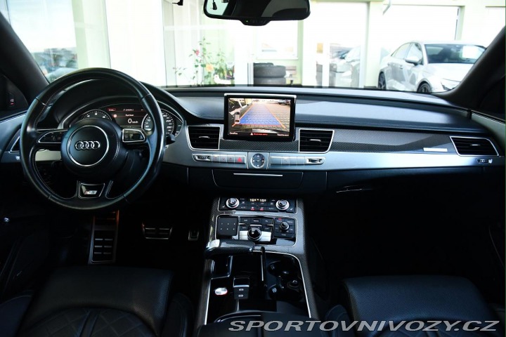 Audi S8 4.0TFSi V8T 2016