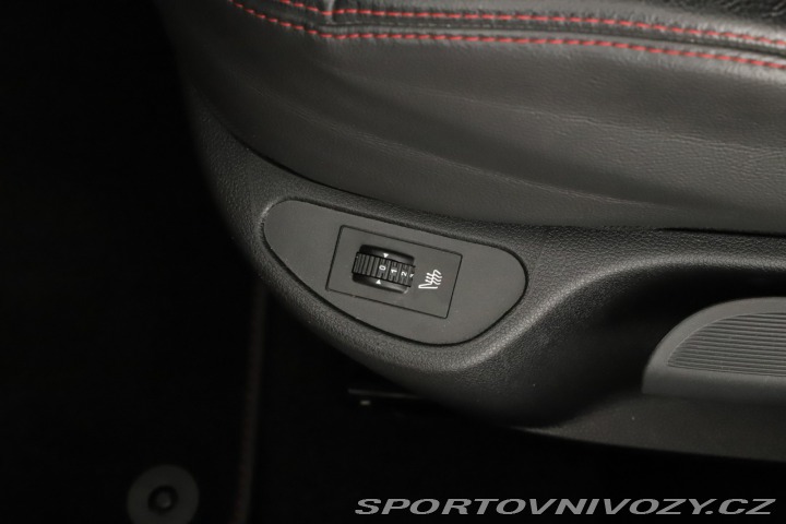 Peugeot 308 GT 1.6 THP GTi 2012