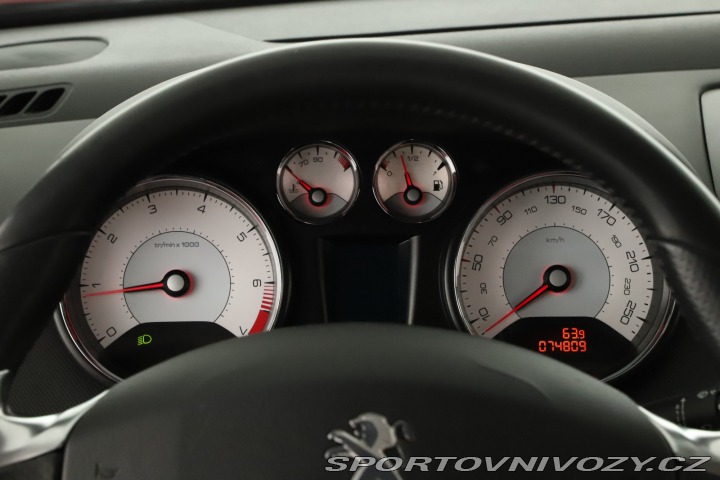 Peugeot 308 GT 1.6 THP GTi 2012