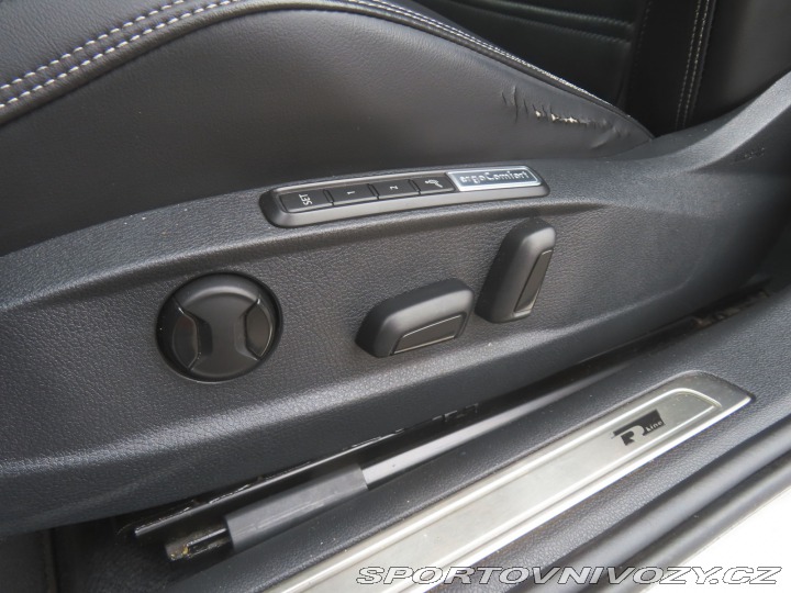 Volkswagen Ostatní modely Passat R-Line 2.0 BiTDI 2016