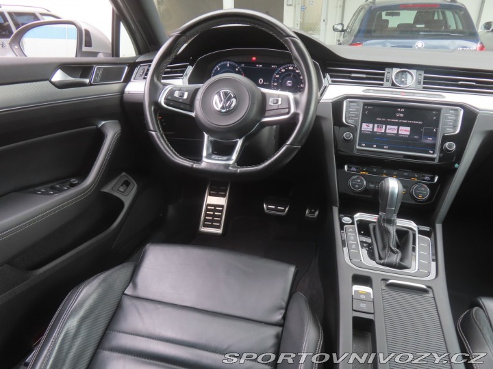 Volkswagen Ostatní modely Passat R-Line 2.0 BiTDI 2016
