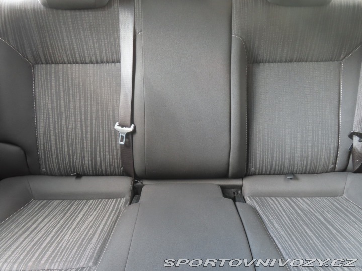 Opel Astra 1.6 T 2011