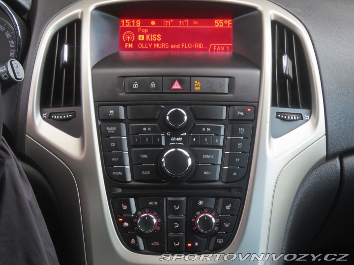 Opel Astra 1.6 T 2011