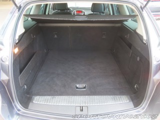 Opel Astra 1.6 T 2011