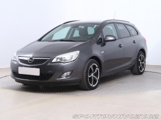 Opel Astra 1.6 T 2011
