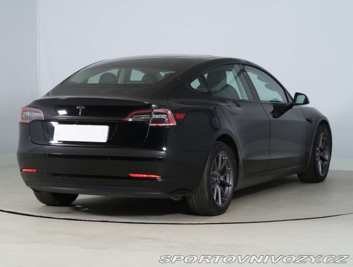 Tesla Model 3 Std Range Plus LFP 2021
