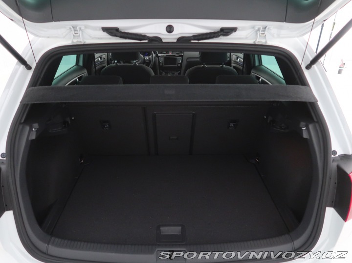 Volkswagen Golf 2.0 TSI R 2017