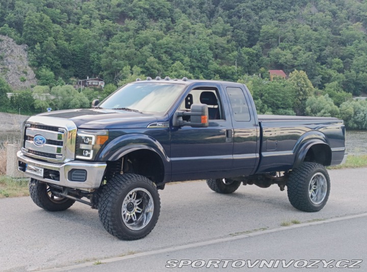 Ford Ostatní modely F-250 MONSTER TRUCK 2011