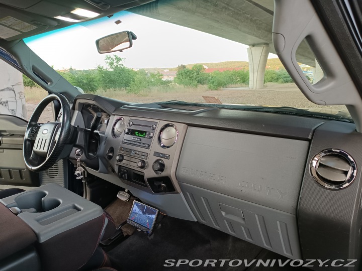 Ford Ostatní modely F-250 MONSTER TRUCK 2011