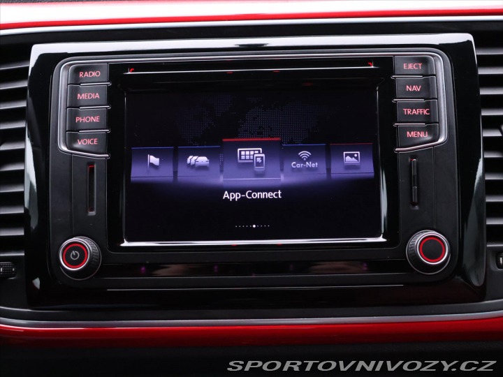 Volkswagen Beetle 1,2 TSI 77kW Aut.klima Ků 2015