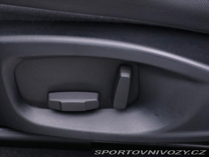 Jaguar F-Pace 3,0 30d AWD R-Sport CZ 2016