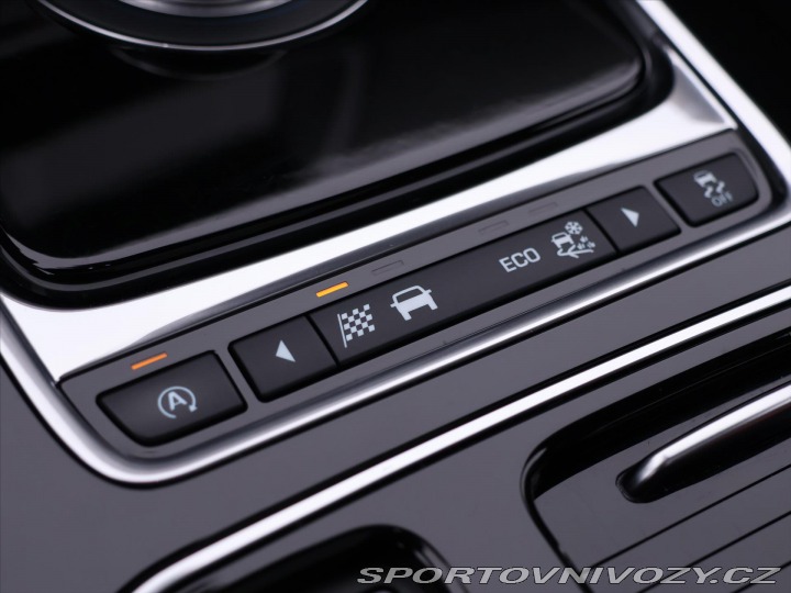 Jaguar F-Pace 3,0 30d AWD R-Sport CZ 2016
