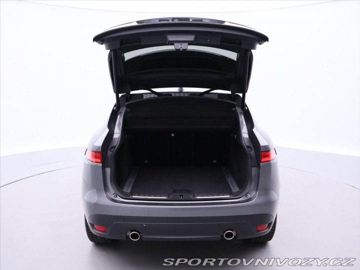Jaguar F-Pace 3,0 30d AWD R-Sport CZ 2016