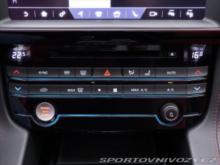 Jaguar F-Pace 3,0 30d AWD R-Sport CZ 2016