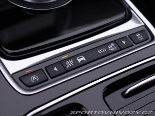 Jaguar F-Pace 3,0 30d AWD R-Sport CZ 2016