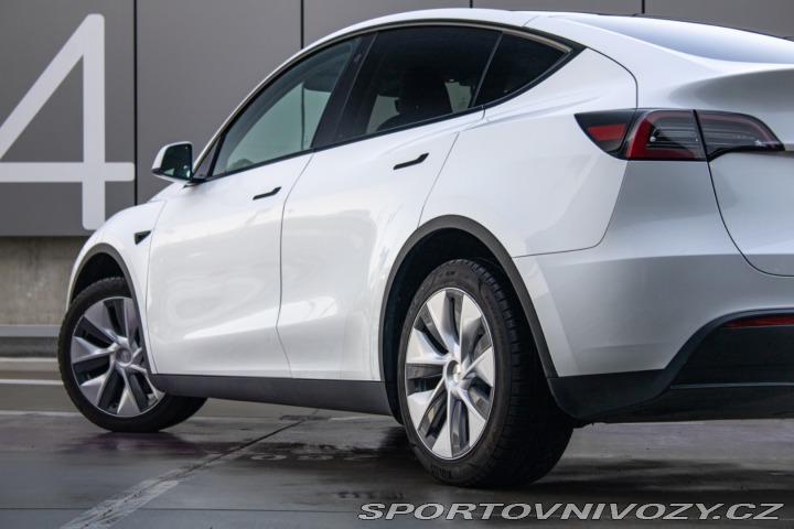 Tesla Model Y 75kWh Long Range AWD 378 2023