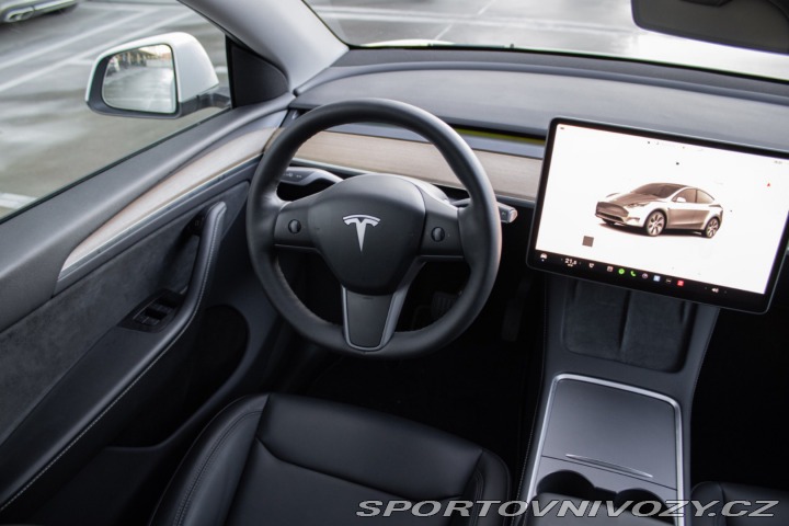 Tesla Model Y 75kWh Long Range AWD 378 2023