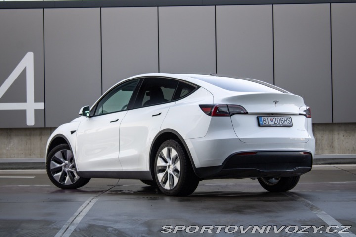 Tesla Model Y 75kWh Long Range AWD 378 2023