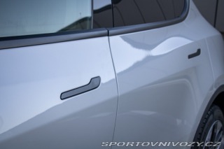 Tesla Model Y 75kWh Long Range AWD 378 2023