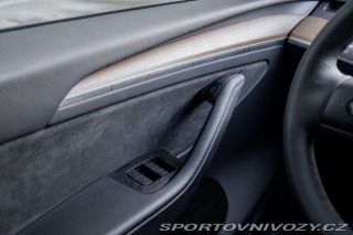 Tesla Model Y 75kWh Long Range AWD 378 2023