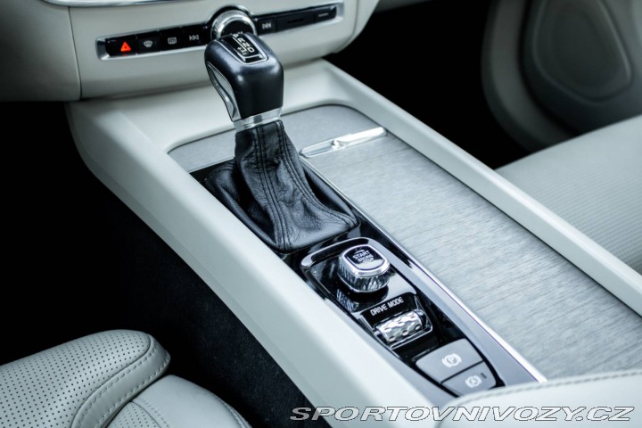 Volvo Ostatní modely XC60 T6 Inscription 228kw 4x4 2018