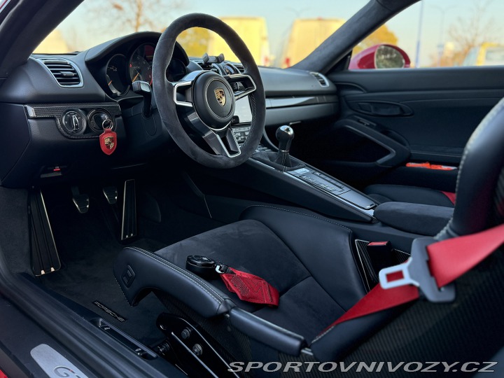 Porsche Cayman GT4 981 2015