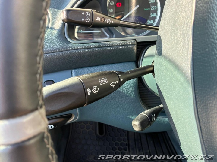 Mercedes-Benz SL 5.0 V8, 225KW 2002