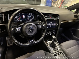 Volkswagen Golf R variant 2020