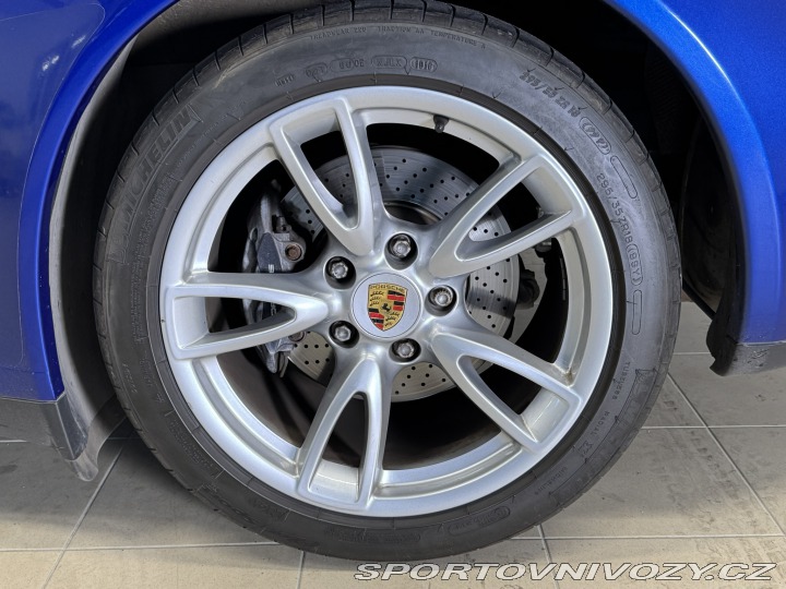 Porsche 911 997.2 Carrera 4 manual 2009