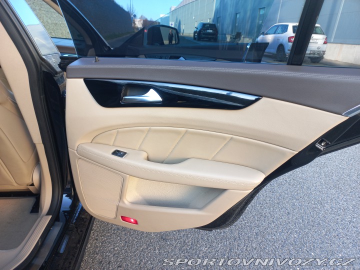 Mercedes-Benz CLS CLS 63 AMG 5,5l V8 2011