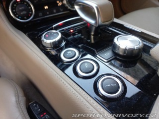 Mercedes-Benz CLS CLS 63 AMG 5,5l V8 2011