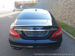 Mercedes-Benz CLS CLS 63 AMG 5,5l V8 2011