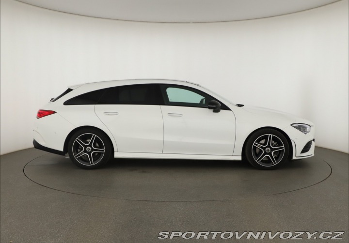 Mercedes-Benz CLA AMG Paket 220 d 4MATIC 2022
