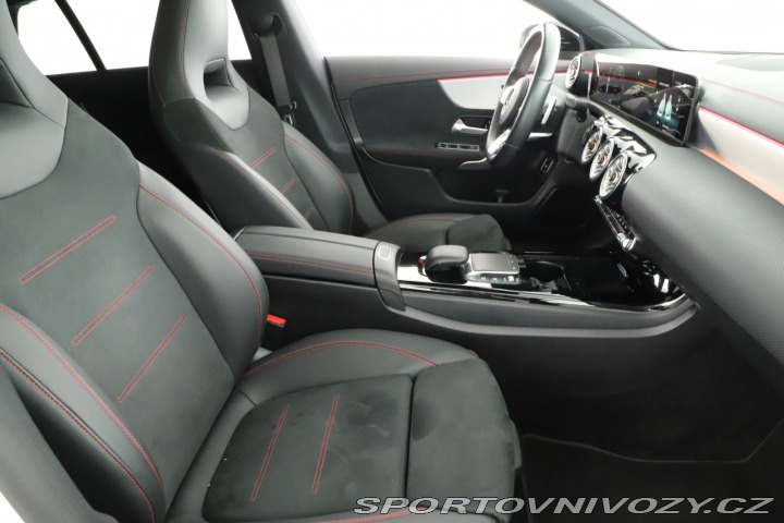 Mercedes-Benz CLA AMG Paket 220 d 4MATIC 2022