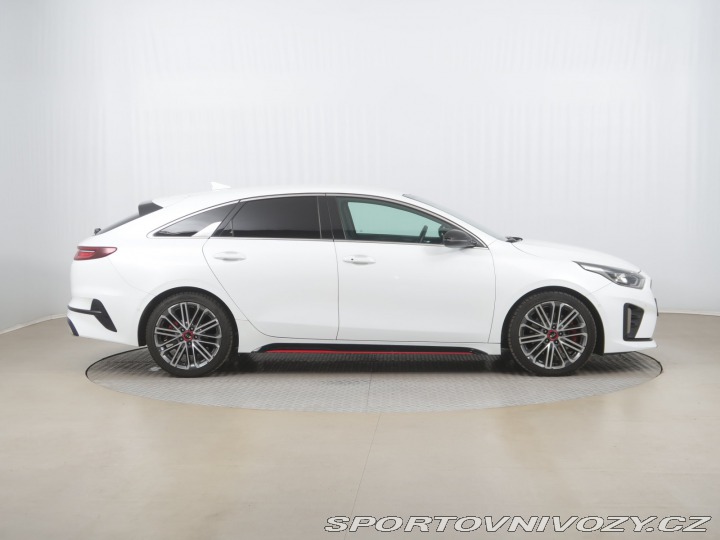 Kia ProCeed GT GT 1.6 T-GDI 2021