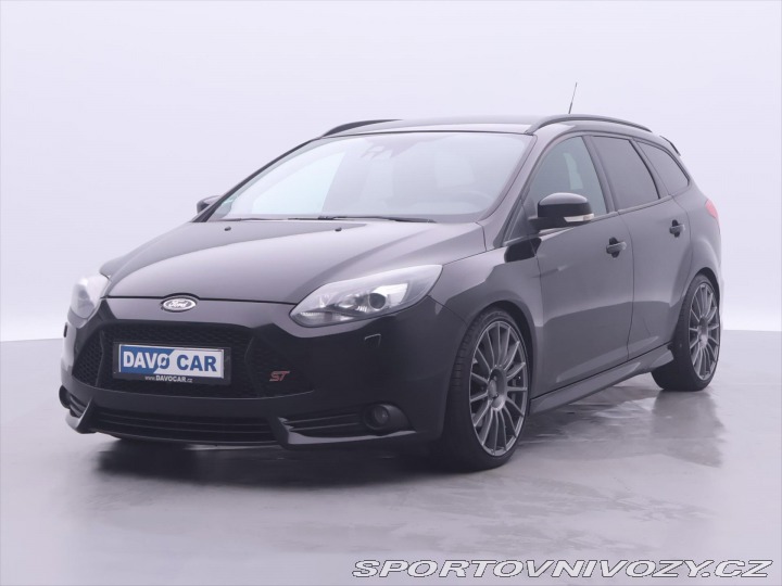 Ford Focus ST 2,0 EB 184kW ST Xenon Kůž 2014