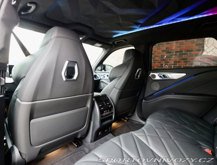 BMW XM 30 kWh | Ťažné - HUD - 2 2023