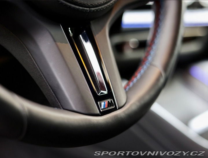 BMW XM 30 kWh | Ťažné - HUD - 2 2023