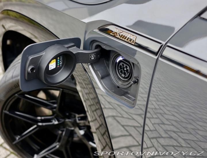 BMW XM 30 kWh | Ťažné - HUD - 2 2023