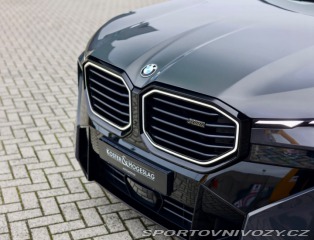 BMW XM 30 kWh | Ťažné - HUD - 2 2023