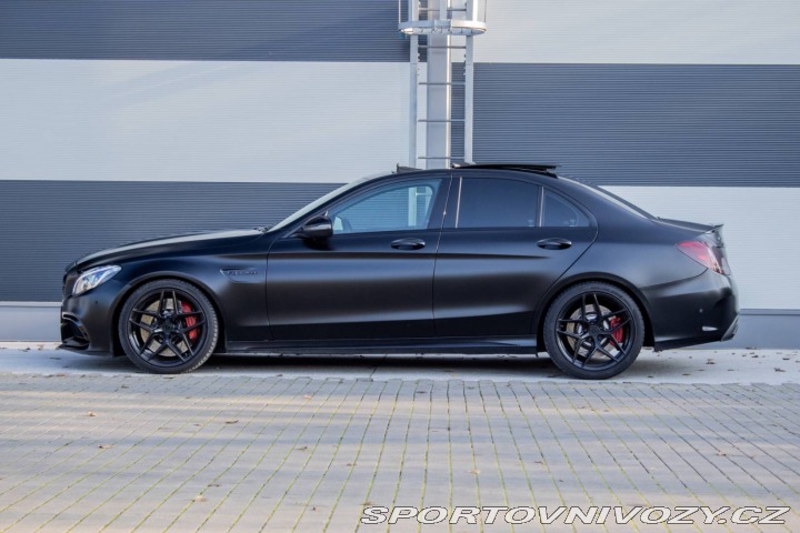 Mercedes-Benz C 63 S 4.0 V8-Biturbo / AJ 2015
